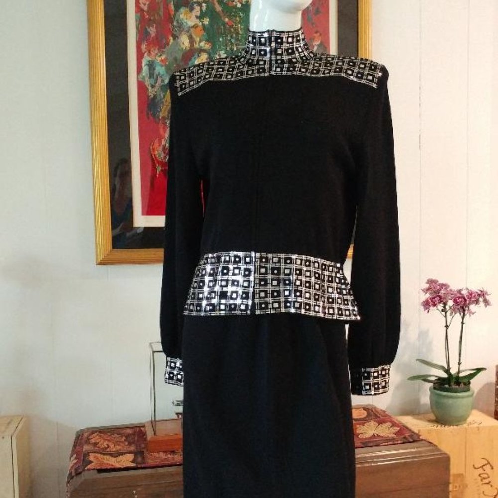 St. JOHN Jacket/Skirt Rare Vintage SZ 8